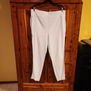 New York & Company Black and White Ankle Cropped Pants